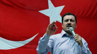 Büyük Birlik Partisi İl Başkanlığı merhum liderini dualarla yâd etti