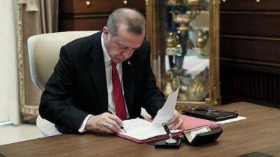 Cumhurbaşkanı Recep Tayyip Erdoğan’ın imzasıyla Resmi Gazete’de yayımlanan dev kararnameyle,