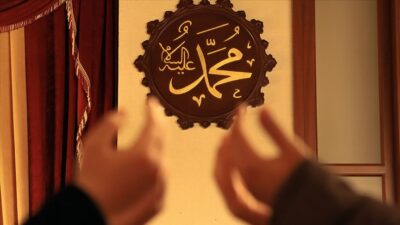 "Bin aydan daha hayırlı" olan Kadir Gecesi’nde, Hz. Muhammed’in (s.a.v)