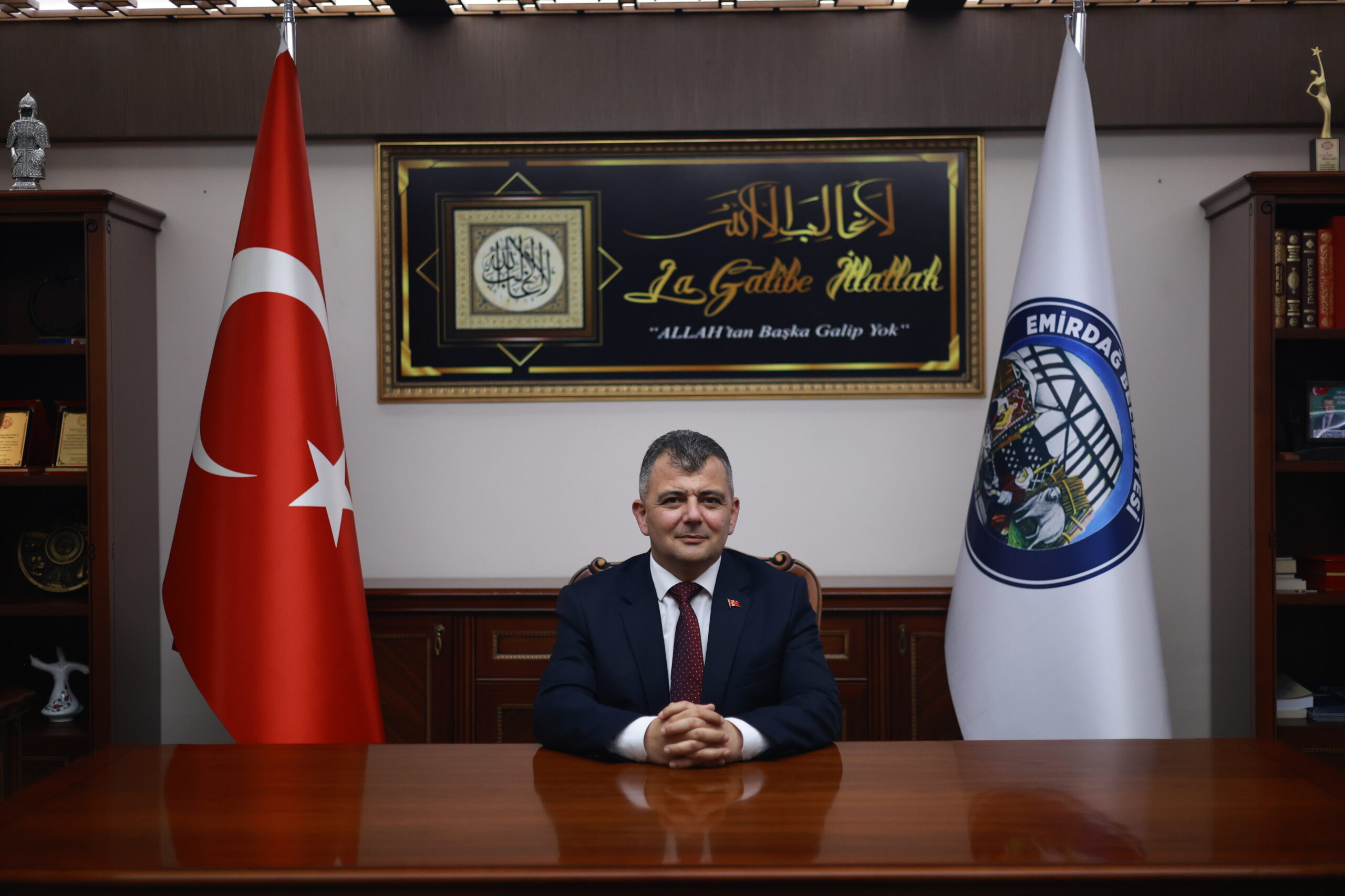 Emirdağ Belediye Başkanı Serkan Koyuncu, geçtiğimiz akşam gerçekleştirdiği canlı yayında