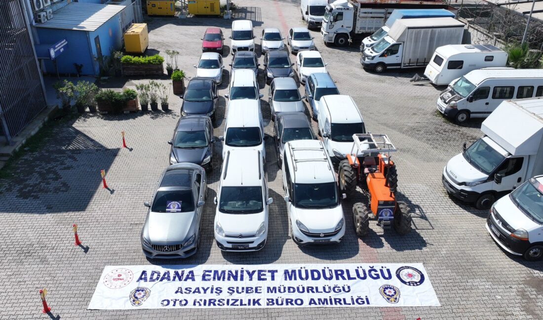 Adana merkezli 8 ilde depremde ağır hasar gören araçları ‘change'