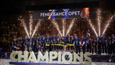 İspanya'da yapılan FIBA Kadınlar Avrupa Ligi 6'lı Final organizasyonunda sarı-lacivertliler,