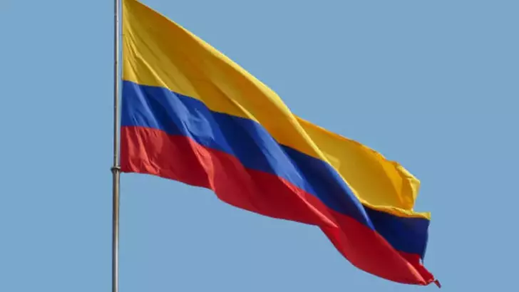 Kolombiya'nın güneybatısında düzenlenen bombalı saldırıda 14 kişi hayatını kaybetti, 38