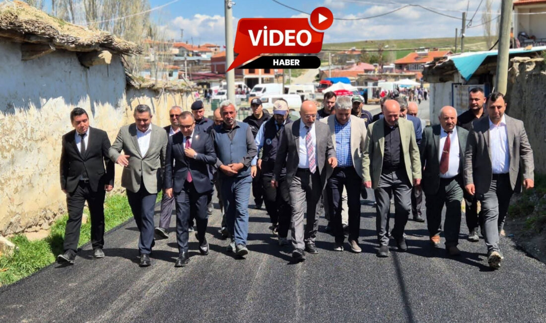 AK Parti Afyonkarahisar İl Başkanı Av. Turgay Şahin ve beraberindeki