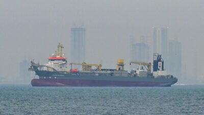 İran basını, İsrail'in Lübnan'a saldırısının ardından petrol tankerlerinin Hürmüz Boğazı'ndan