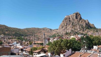 Afyonkarahisar il geneline dair 2026 yılı güncel mülki idare verileri