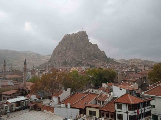 Yarın kutlanacak olan 23 Nisan Ulusal Egemenlik ve Çocuk Bayramı