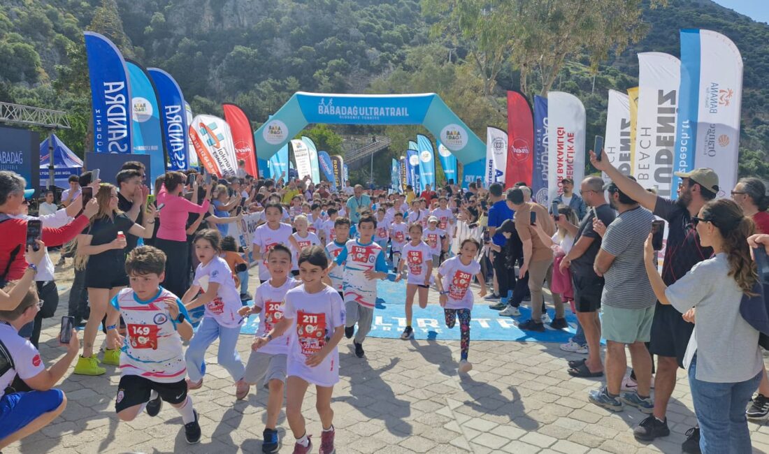 Muğla’nın Fethiye ilçesinde düzenlenen Babadağ Ultra Maratonu, 23 Nisan Ulusal