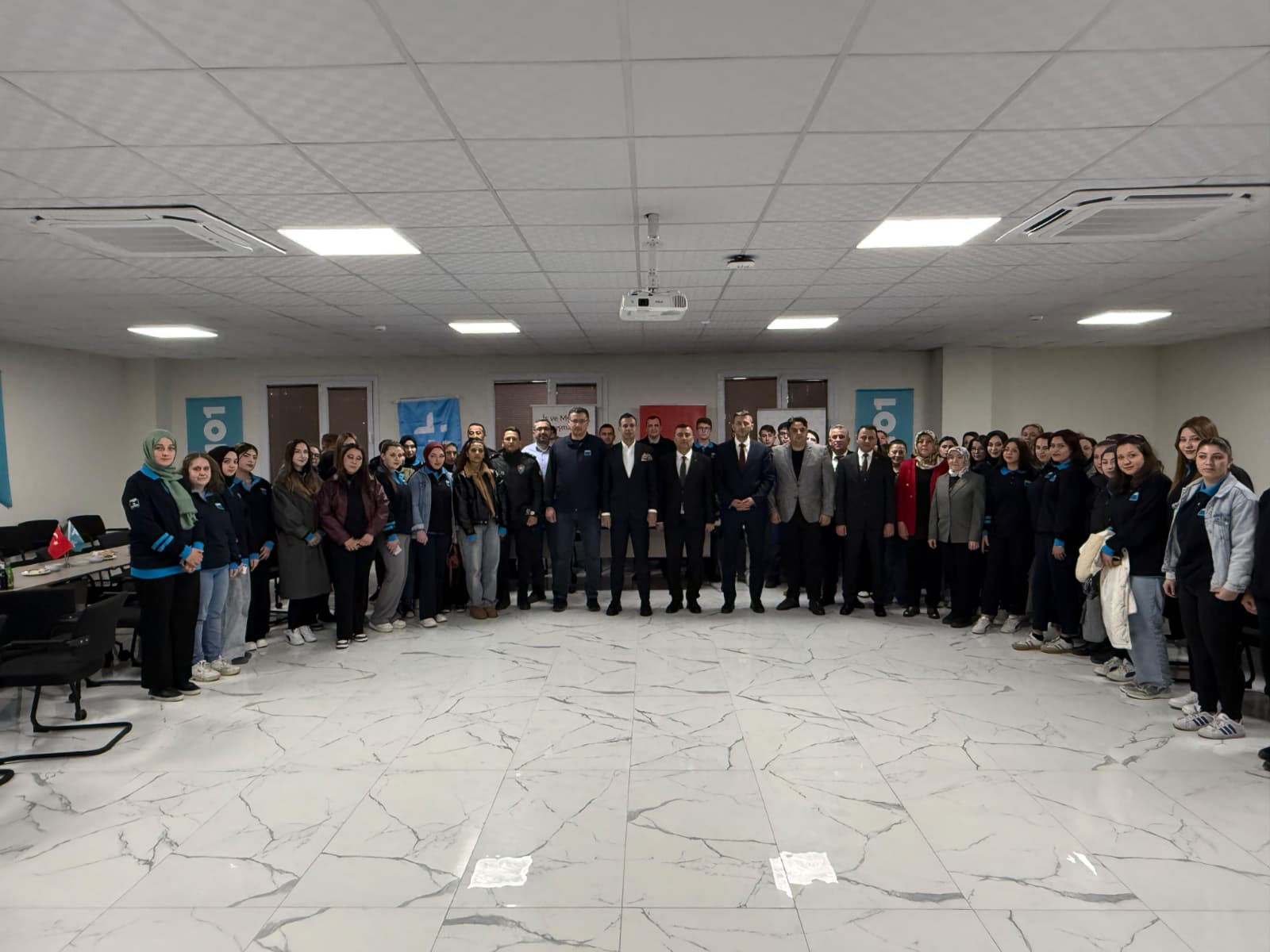 Sinanpaşa ilçesinde Nitelikli İşgücü Yetiştirme Programı (NİYEP) kapsamında protokol imzalandı.