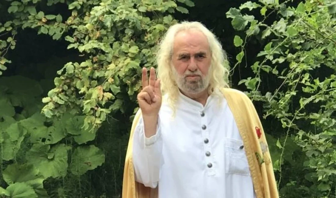 Karabük'te 61 yaşındaki bir şahsın, oturduğu evin çatısına ve çevredeki