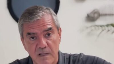 Gazeteci Yılmaz Özdil, uzun yıllardır bünyesinde bulunduğu Sözcü Grubu ile