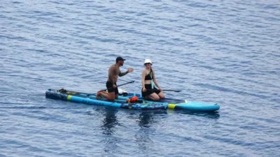 Antalya’da 25 dereceyi bulan hava sıcaklığı ile sahilde yazı aratmayan