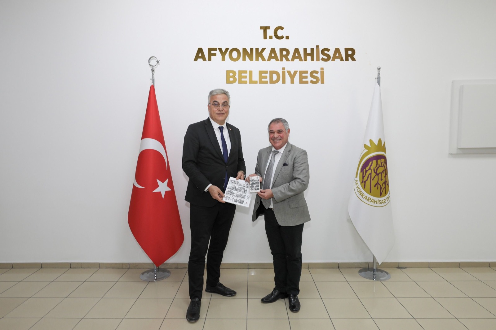 Afyon Eğitim Vakfı (AEV) Genel Sekreteri Murat Diker, Afyonkarahisar Belediyesi’nde