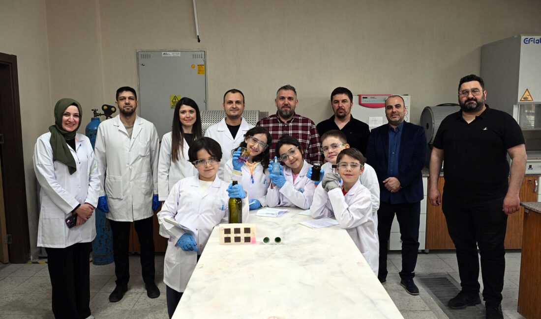 Afyon Kocatepe Üniversitesi (AKÜ) Gelecek Araştırmaları ve Stratejileri Geliştirme Uygulama