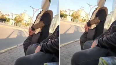 Kocaeli’nin Körfez ilçesinde bir otobüs durağında kaydedilen skandal görüntüler sosyal