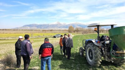 Afyonkarahisar’ın simge ürünlerinden haşhaş ve ekimi yapılan hububat sahalarında, verim