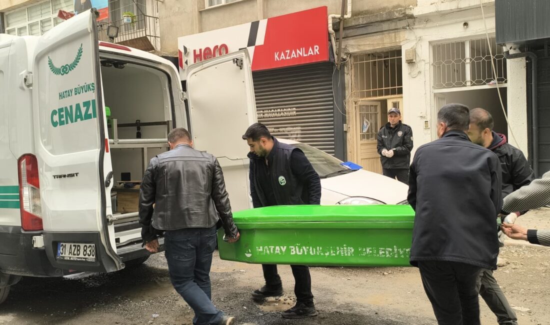 Hatay'ın Dörtyol ilçesinde iki gündür kendisinden haber alınamayan 75 yaşındaki