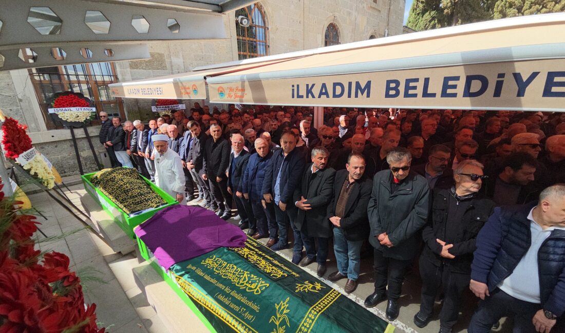 Samsunspor Basın Sözcüsü ve İcra Kurulu Üyesi Suat Çakır, kardeş