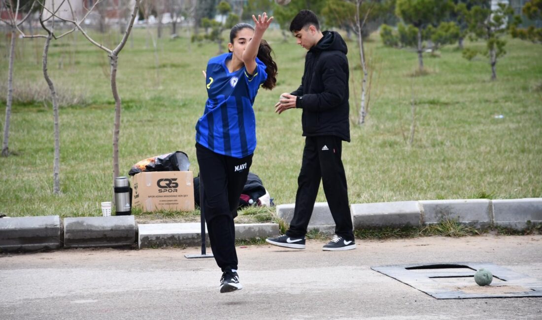 Afyonkarahisar’da Okul Sporları kapsamında düzenlenen gençler bocce müsabakaları, Kocatepe Spor