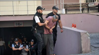 İzmir'in Balçova ilçesinde üç polisin şehit olduğu polis merkezi saldırısına