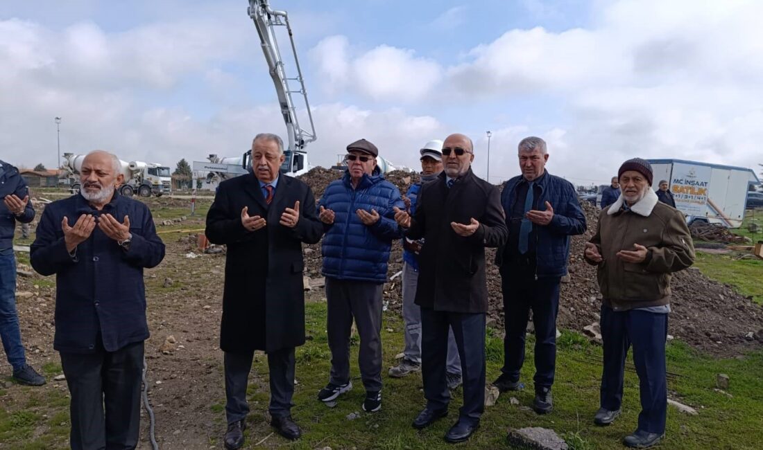 Afyonkarahisar’da hayırsever bir iş insanı tarafından yaptırılacak olan caminin inşaatı,