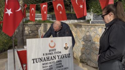 Bursa’nın Mudanya ilçesinde, şehit Piyade Komando Üsteğmen Tunahan Yavuz’un kabri