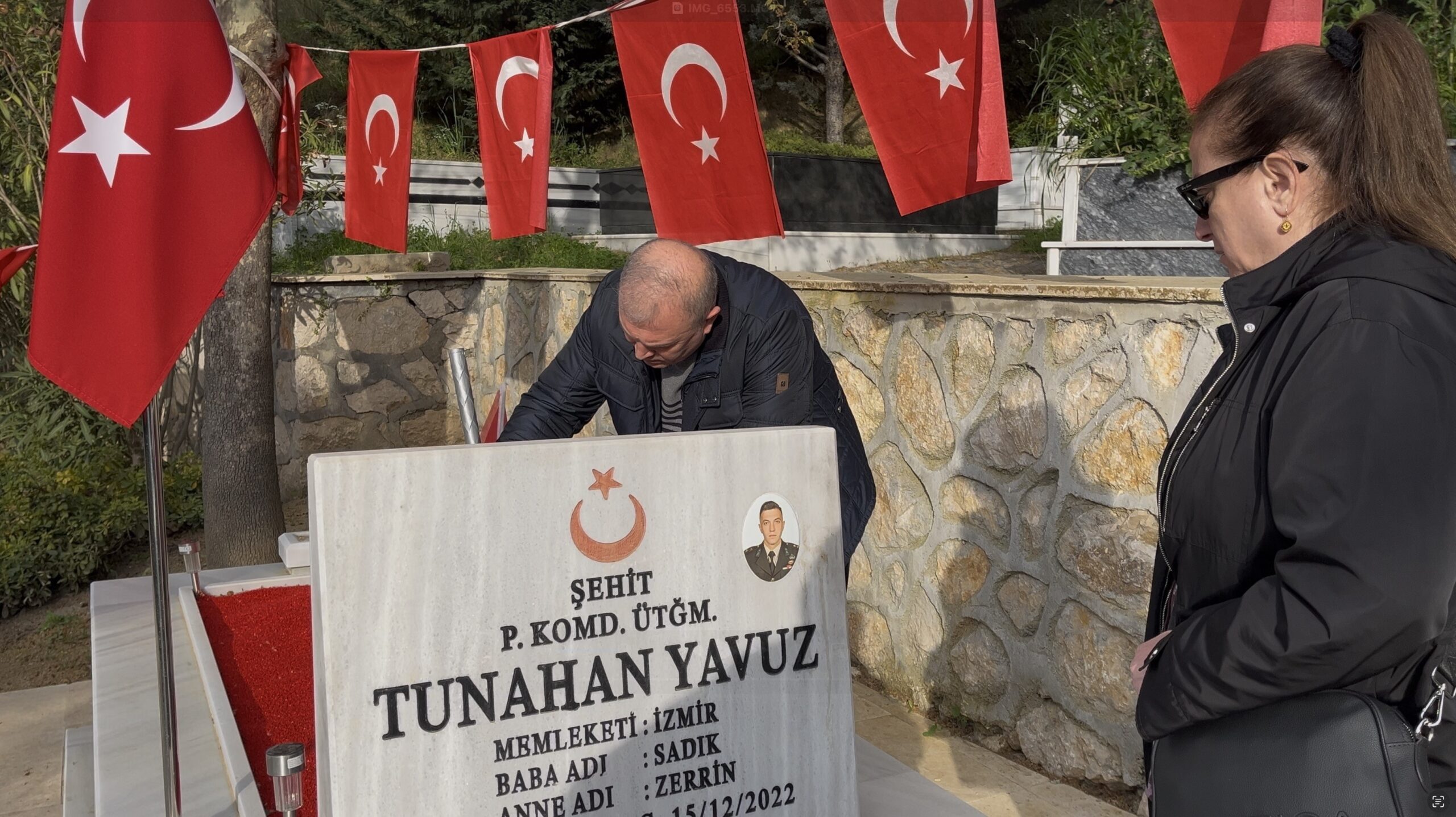 Bursa’nın Mudanya ilçesinde, şehit Piyade Komando Üsteğmen Tunahan Yavuz’un kabri