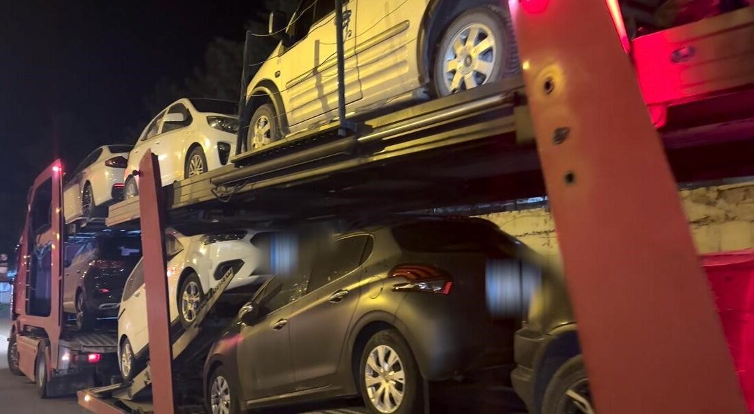 Batman Emniyet Müdürlüğü ekiplerinin gerçekleştirdiği titiz operasyonda, bir aracın taban