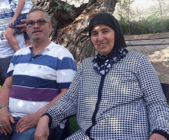 Afyonkarahisar'da komşular arasında halı çırpma ve gürültü meselesi yüzünden çıkan