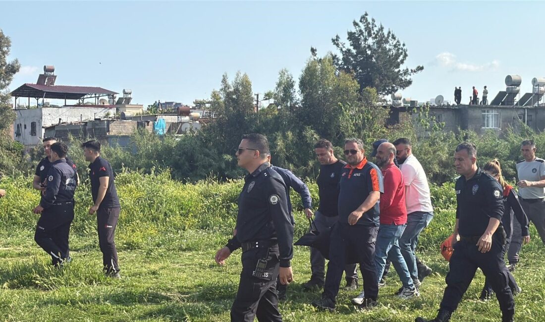 Mersin’in Tarsus ilçesinde Berdan Irmağı’nda bulunan erkek cesedinin, belediye personeli