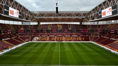 Galatasaray ile Fenerbahçe, pazar günü RAMS Park'ta şampiyonluk yarışını doğrudan