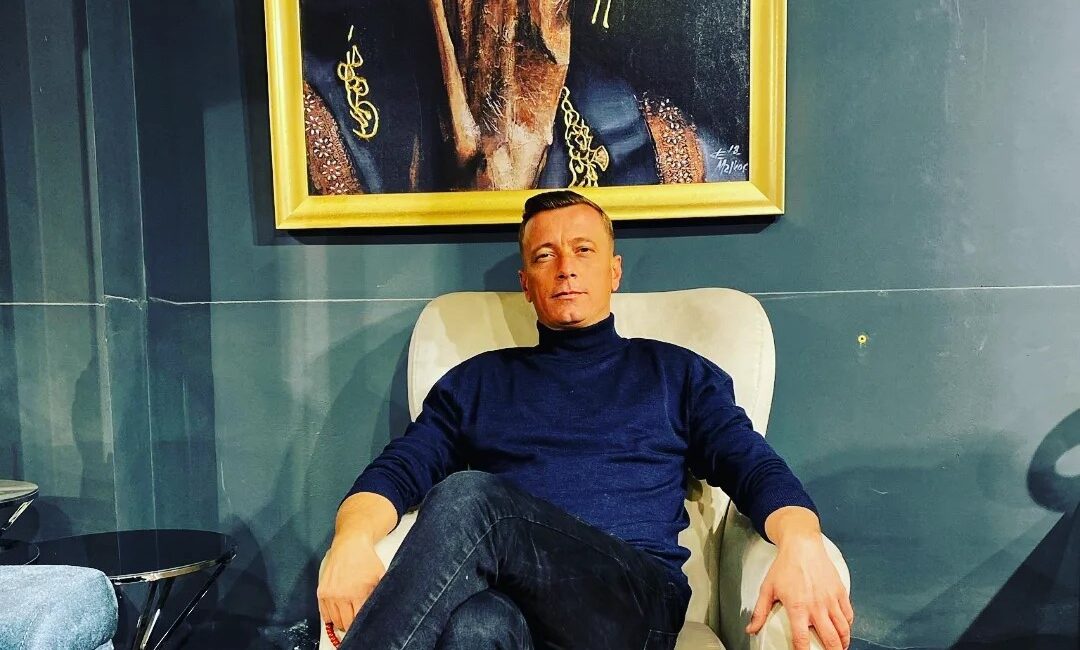 Bursa’nın İnegöl ilçesinde, freni patlayan vincin kontrolünü kaybedip can havliyle