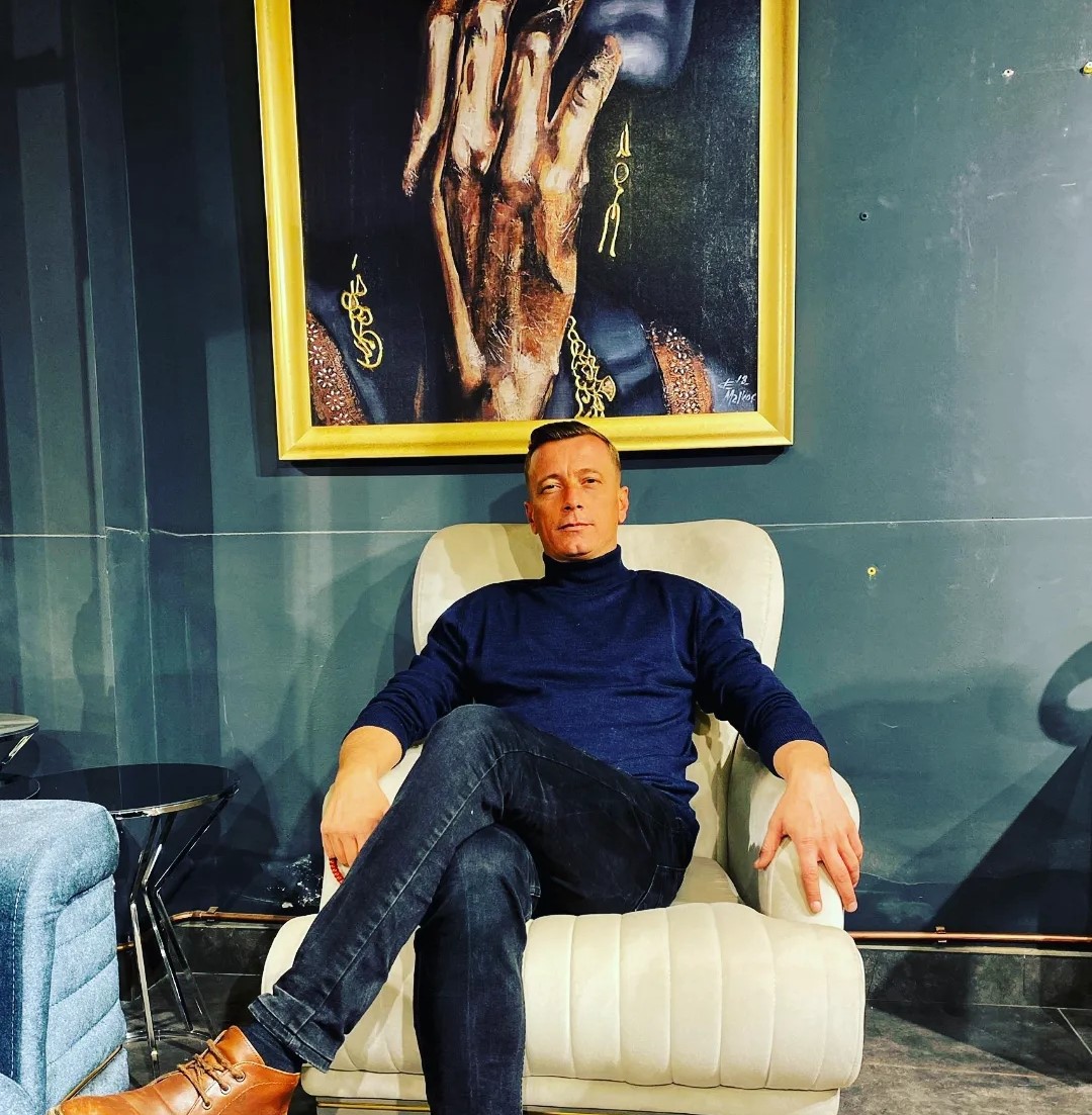 Bursa’nın İnegöl ilçesinde, freni patlayan vincin kontrolünü kaybedip can havliyle