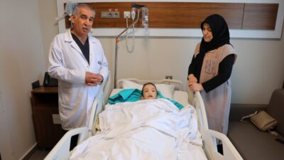 Kahramanmaraş'ta burun tıkanıklığı ve işitme kaybı şikayetiyle hastaneye başvuran 12