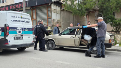Bursa'nın İnegöl ilçesinde gece saatlerinde arkadaşlarıyla birlikte vakit geçiren bir