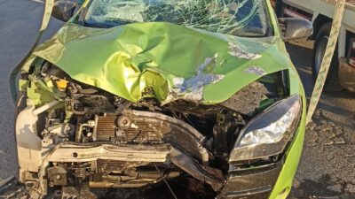 Aydın’ın Kuşadası ilçesinde sabahın ilk ışıklarında meydana gelen feci trafik