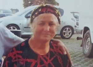 Denizli’de yaşayan 71 yaşındaki Zümbül Gezgiç, beyin kanaması sonucu kaldırıldığı