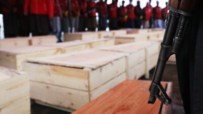 Afganistan, karşılıklı saldırıların olduğu Pakistan'ın operasyonlarında 761 kişinin hayatını kaybettiğini,