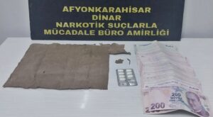 Afyonkarahisar İl Emniyet Müdürlüğü ekipleri, uyuşturucu ile mücadele kapsamında sokak
