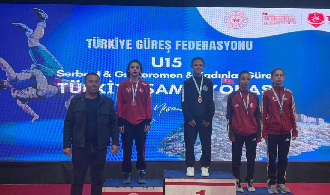 Türkiye Güreş Federasyonu tarafından Kars’ta düzenlenen U-15 Serbest, Grekoromen ve