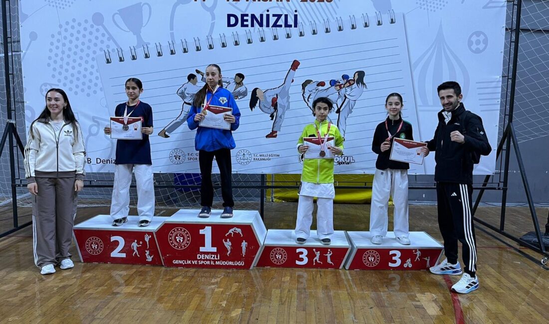 Denizli’de 11-12 Nisan tarihlerinde düzenlenen Okul Sporları Karate Yıldızlar ve