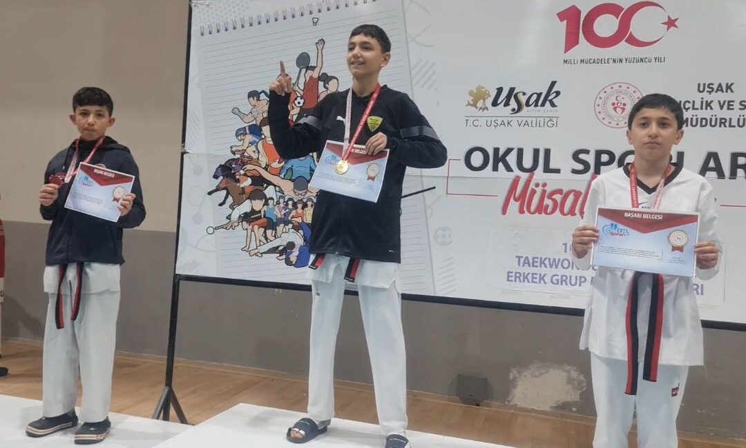 Uşak’ta düzenlenen Okul Sporları Yıldızlar Taekwondo Müsabakaları’nda Afyonkarahisarlı sporcular önemli