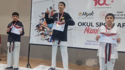 Uşak’ta düzenlenen Okul Sporları Yıldızlar Taekwondo Müsabakaları’nda Afyonkarahisarlı sporcular önemli