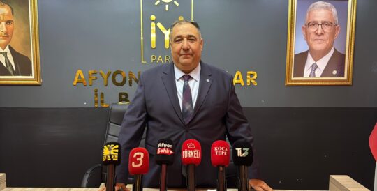 İYİ Parti Afyonkarahisar İl Başkanlığı tarafından haftalık olan basın toplantısı