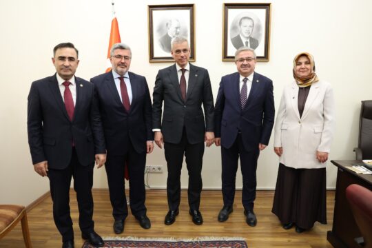 AK Parti Afyonkarahisar Milletvekilleri İbrahim Yurdunuseven, Ali Özkaya ve Hasan