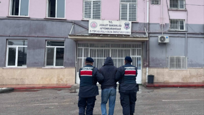 Afyonkarahisar İl Jandarma Komutanlığınca, aranan şahısların tespiti ve yakalanmasına yönelik