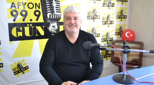 PARKHAYAT Afyonkarahisar Hastanesi Enfeksiyon Hastalıkları Uzmanı Doç. Dr. Ömer Coşkun,