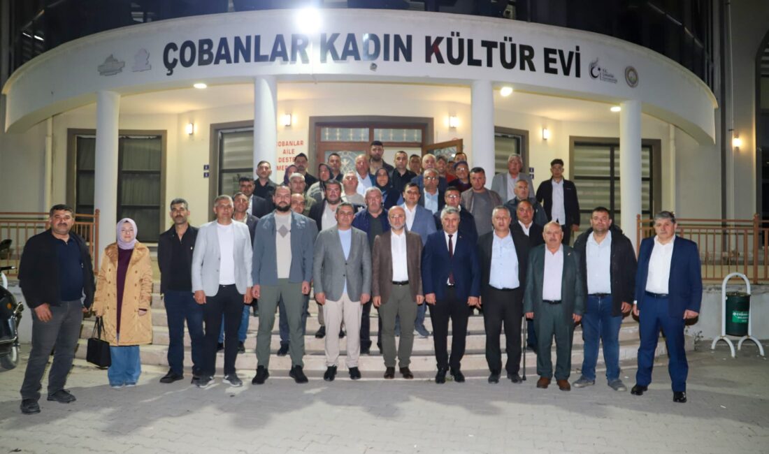AK Parti Afyonkarahisar İl Başkanı Av. Turgay Şahin, ilçe danışma