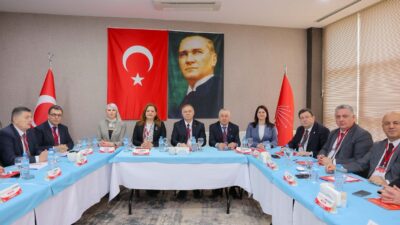 Afyonkarahisar, CHP’li il belediye başkanlarının katılımıyla önemli bir toplantıya ev