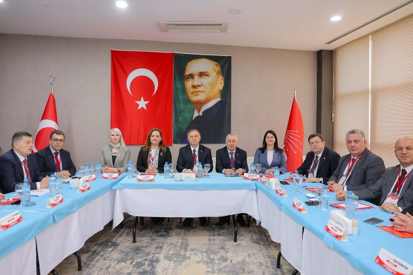 Afyonkarahisar, CHP’li il belediye başkanlarının katılımıyla önemli bir toplantıya ev